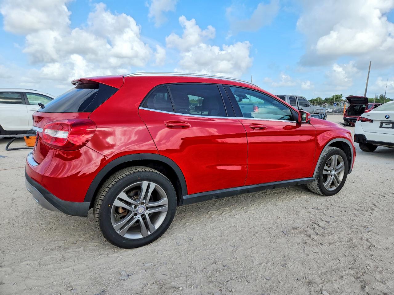 Mercedes-Benz GLA 250