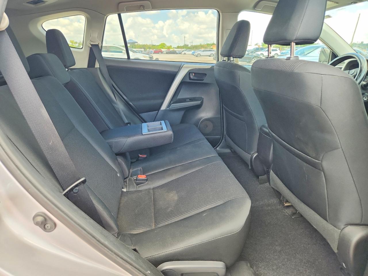 Toyota RAV4 Le