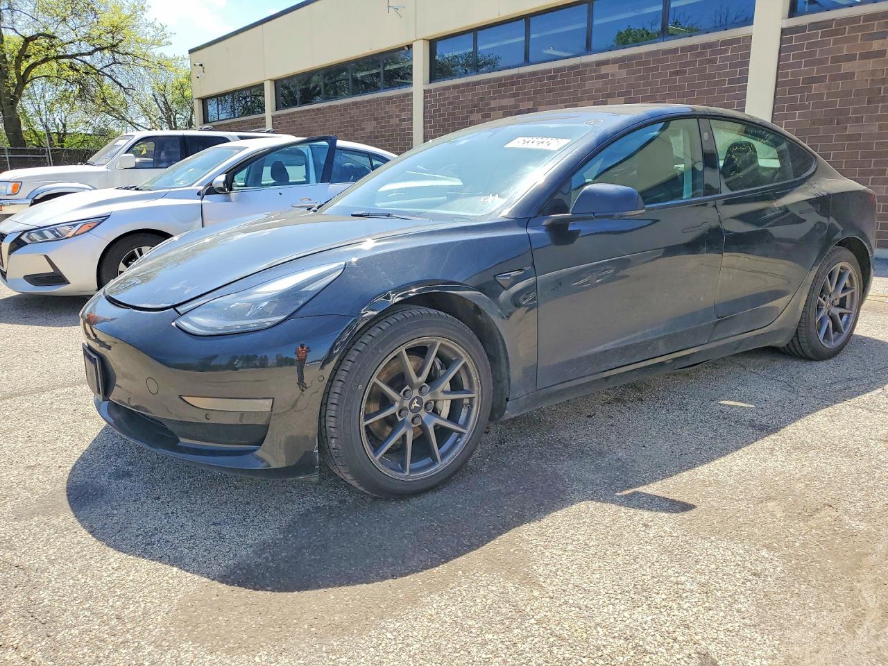 Salvage Tesla Model 3 Image