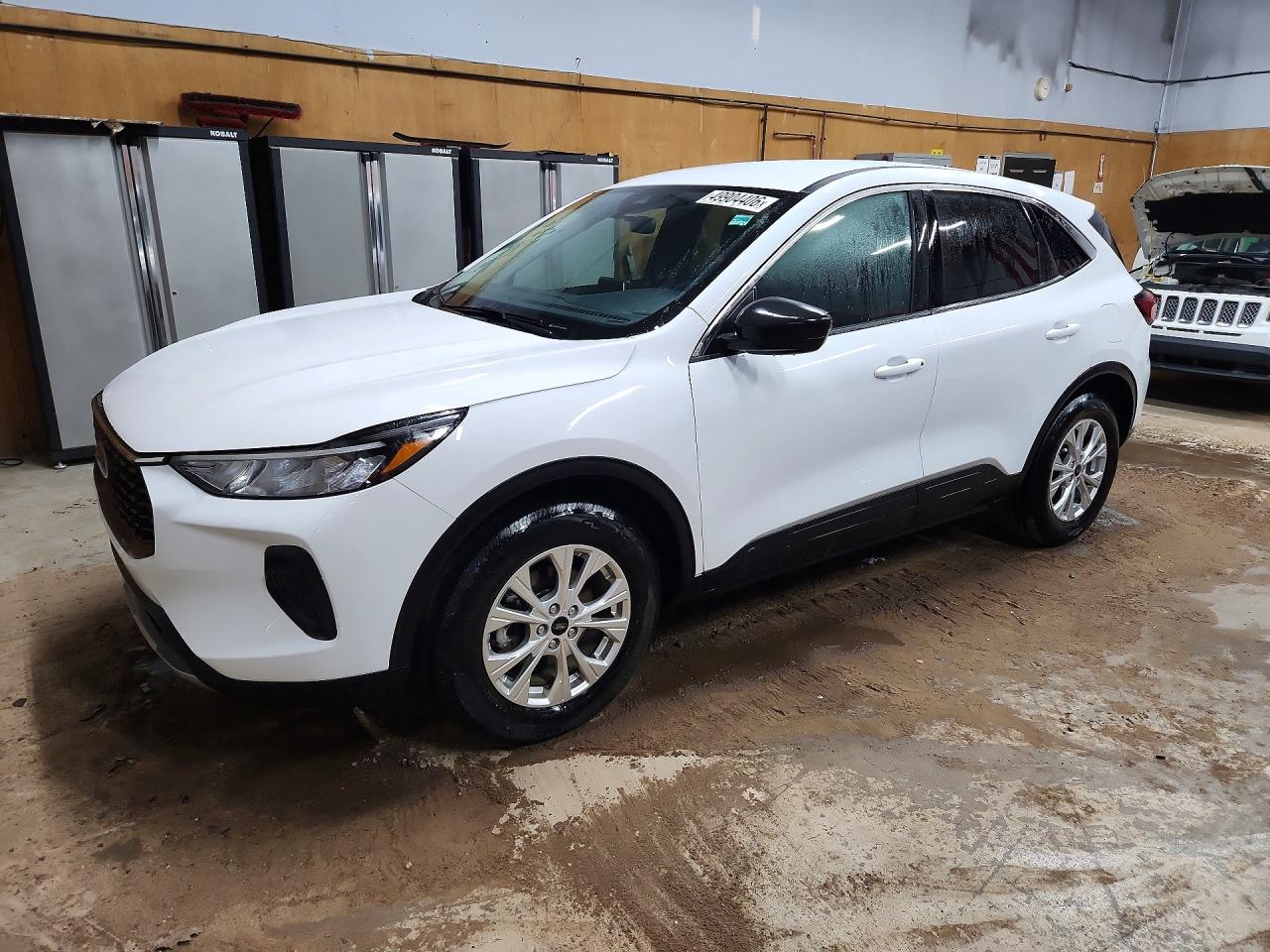 Salvage Ford Escape Image