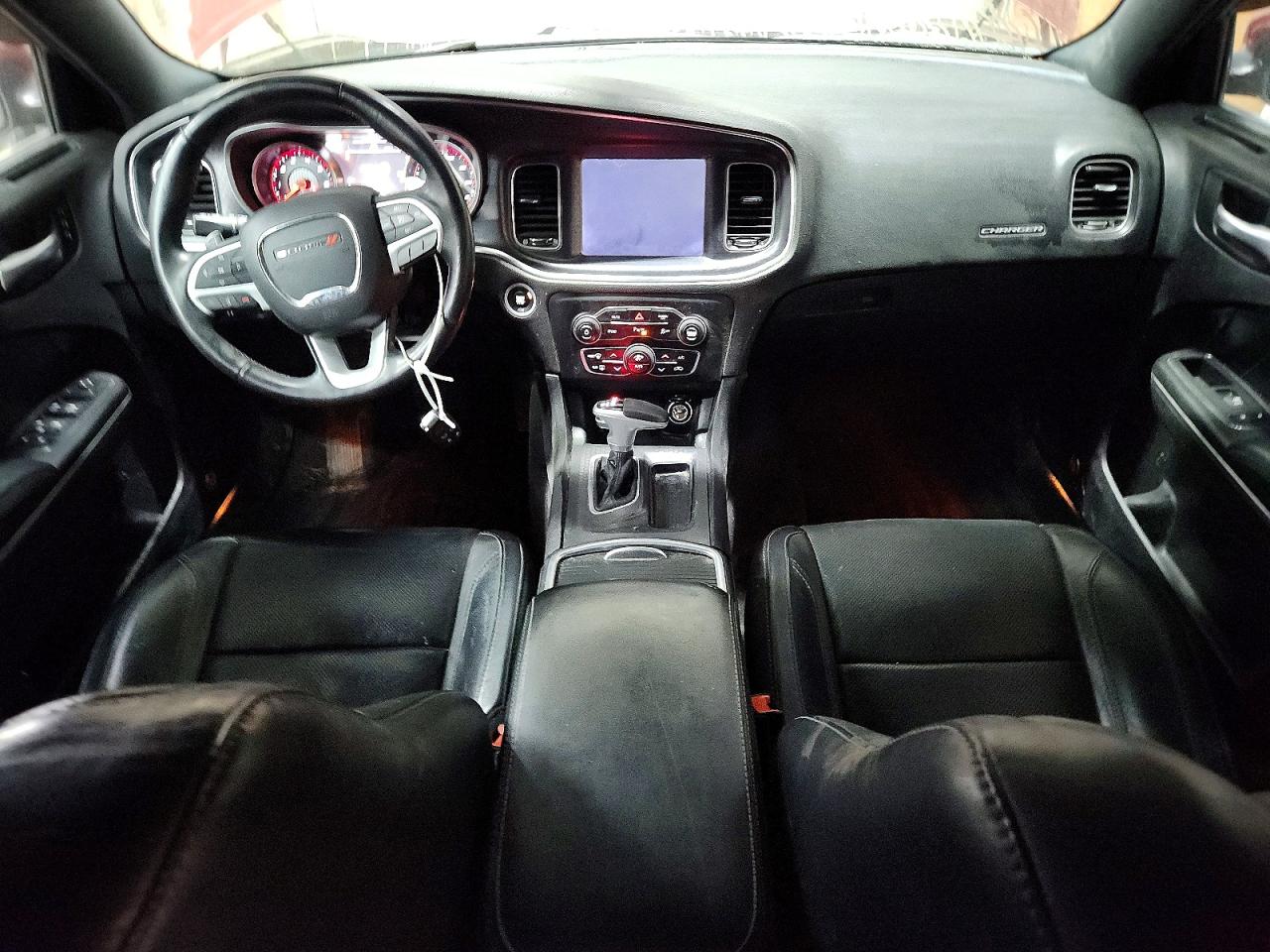 Dodge Charger Sxt