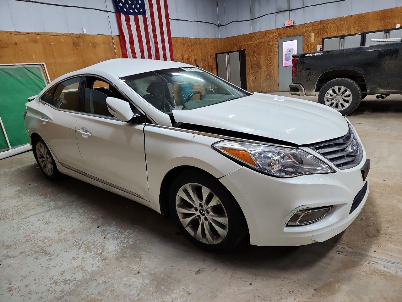 Hyundai Azera Base Base