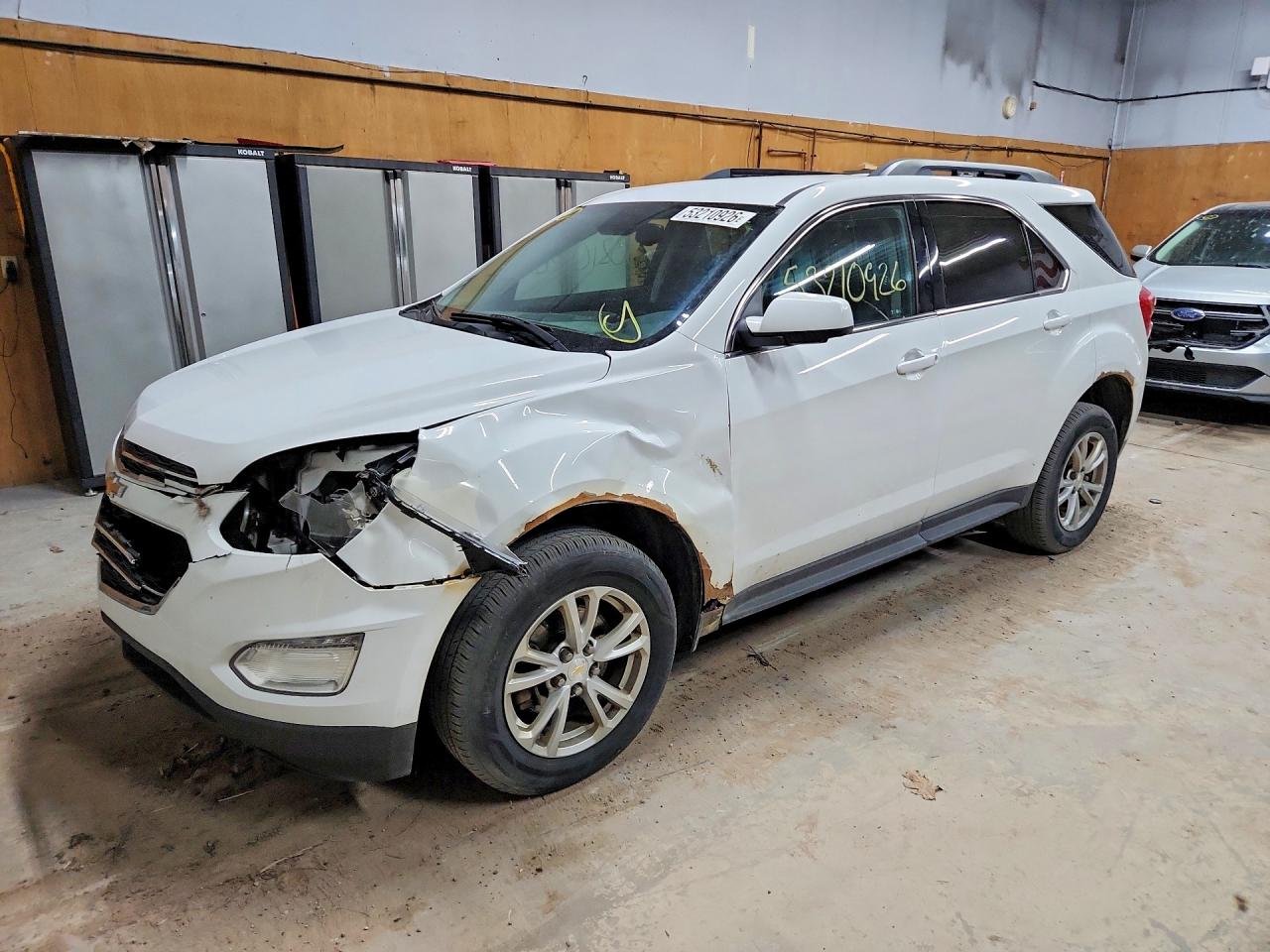 Salvage Chevrolet Equinox Image
