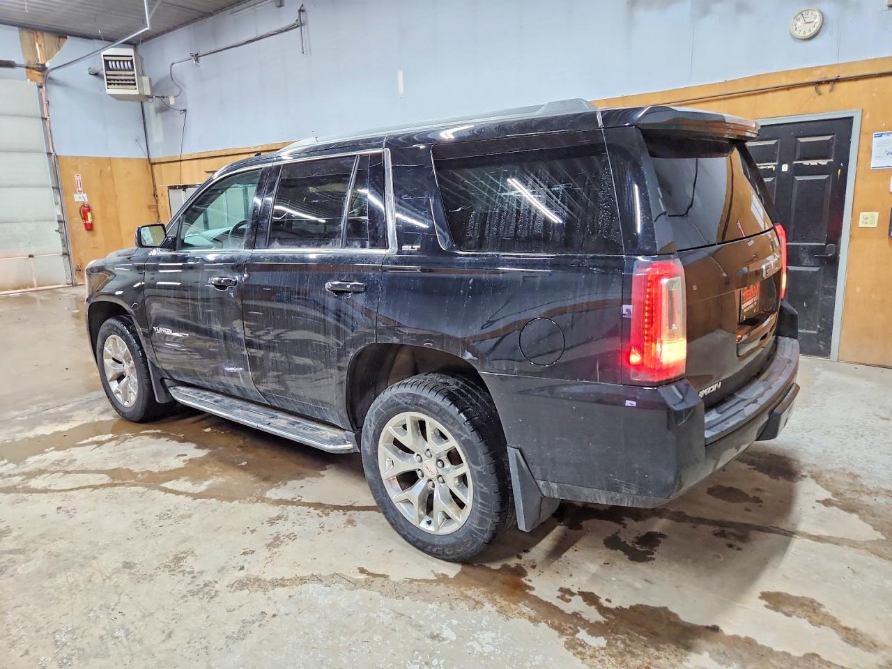 GMC Yukon Slt