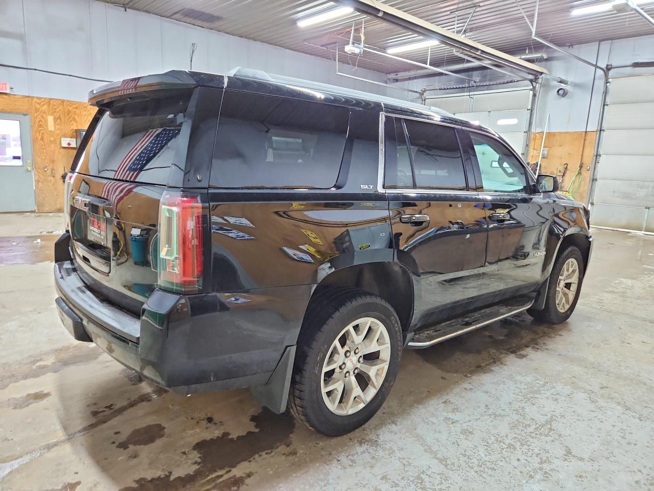 GMC Yukon Slt
