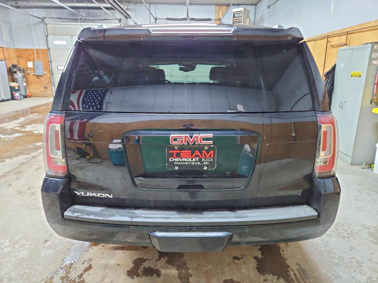 GMC Yukon Slt