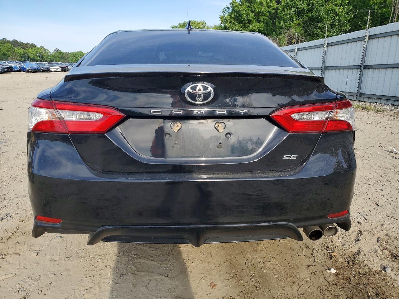 Toyota Camry Se