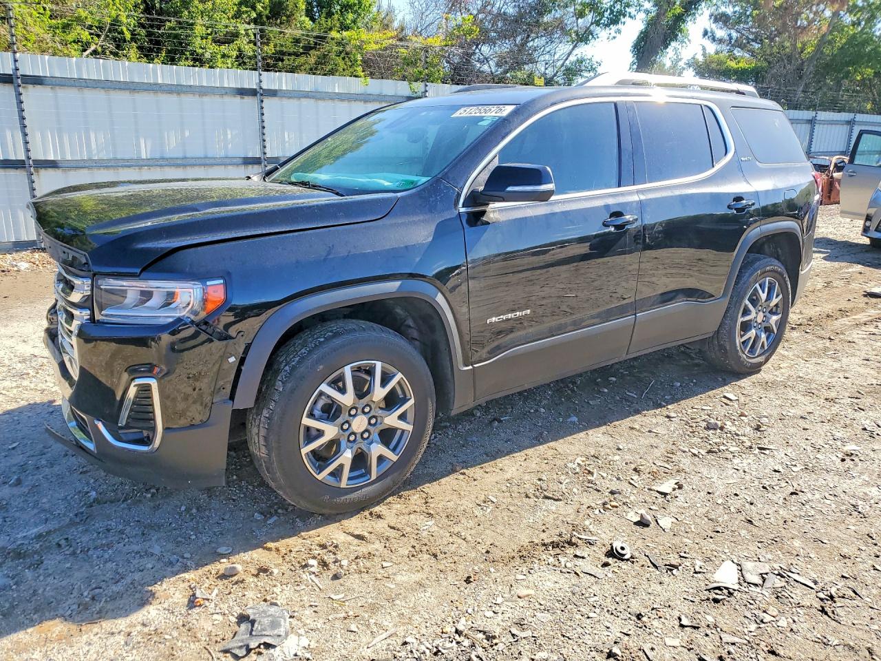 Salvage GMC Acadia Image