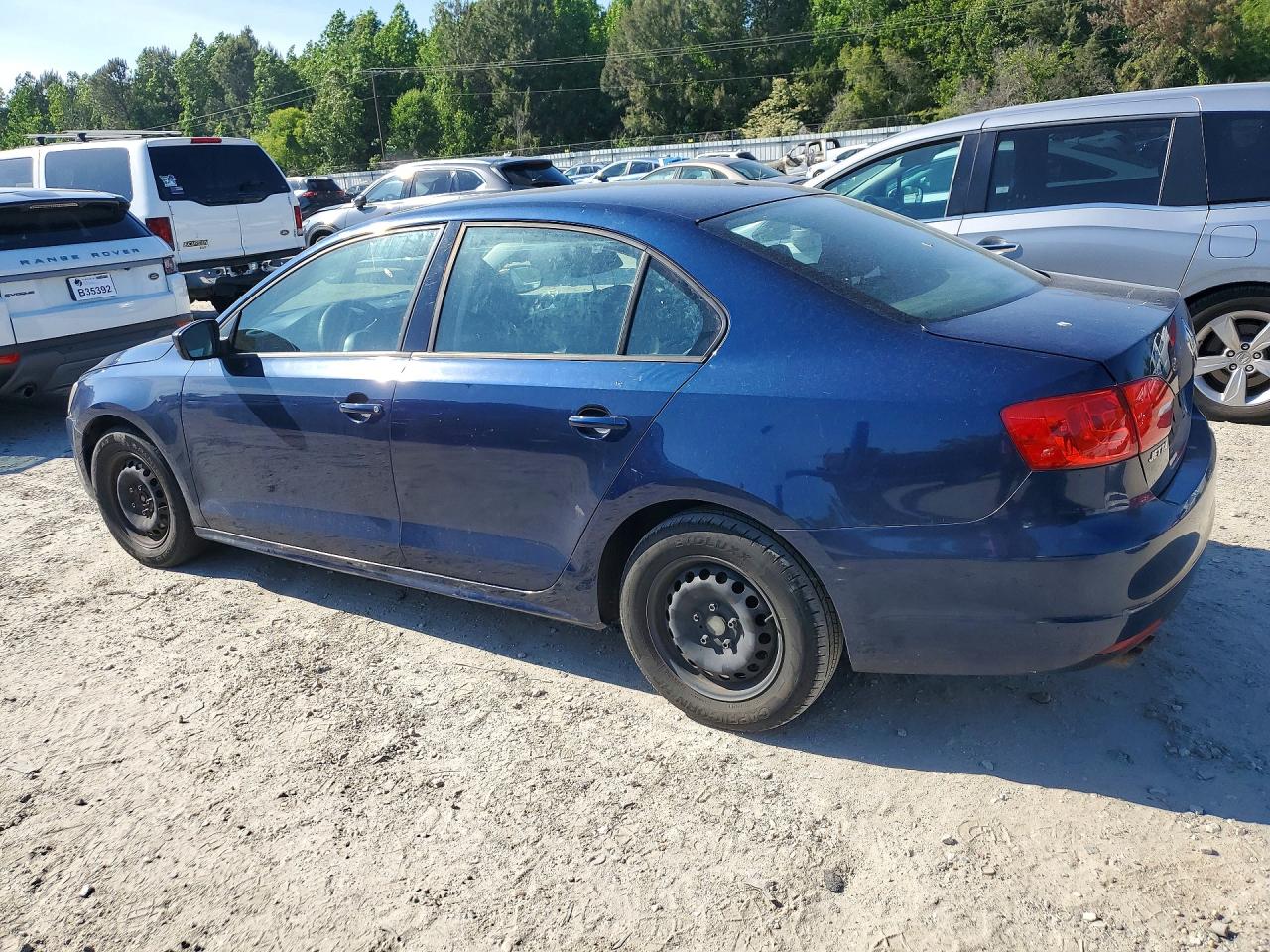 Volkswagen Jetta Base