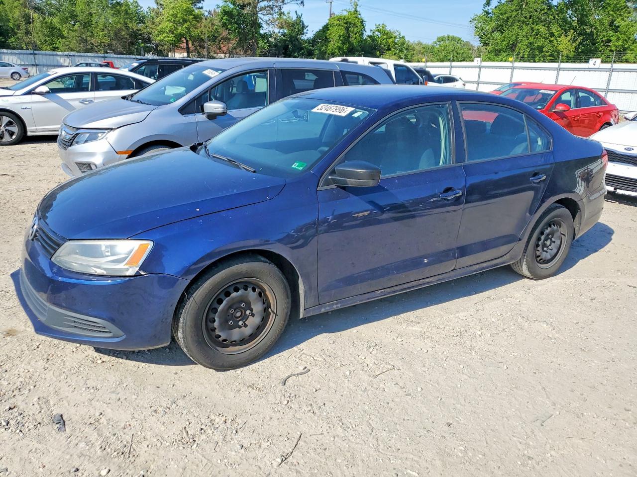 Salvage Volkswagen Jetta Image