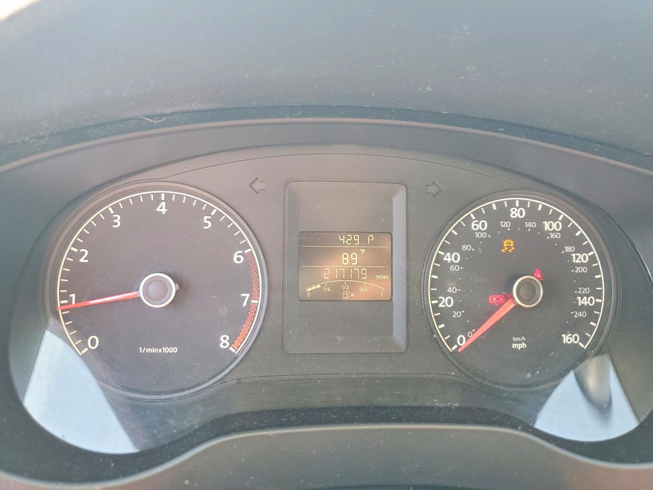 Volkswagen Jetta Base