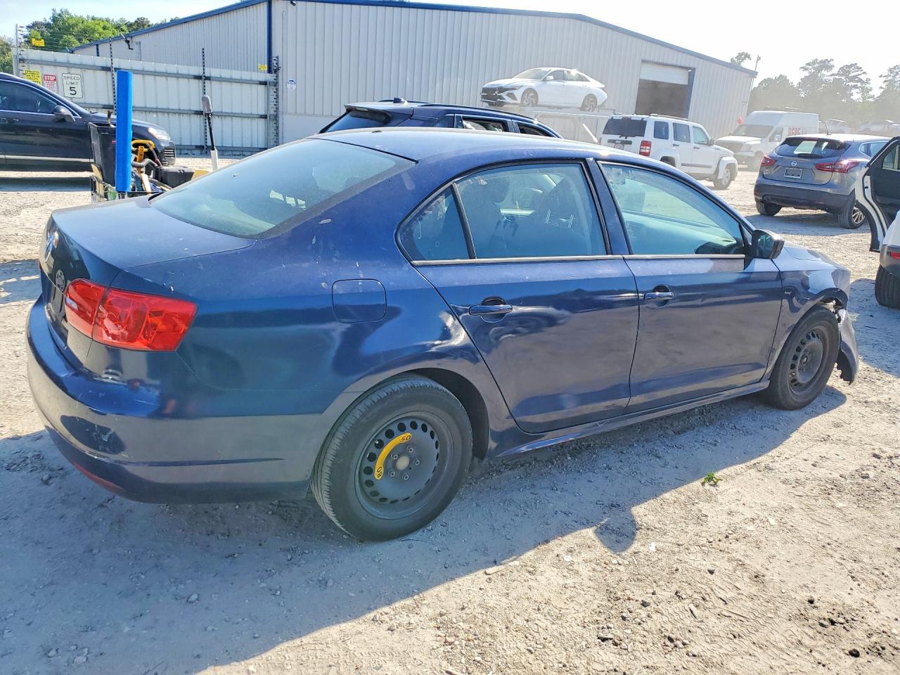 Volkswagen Jetta Base
