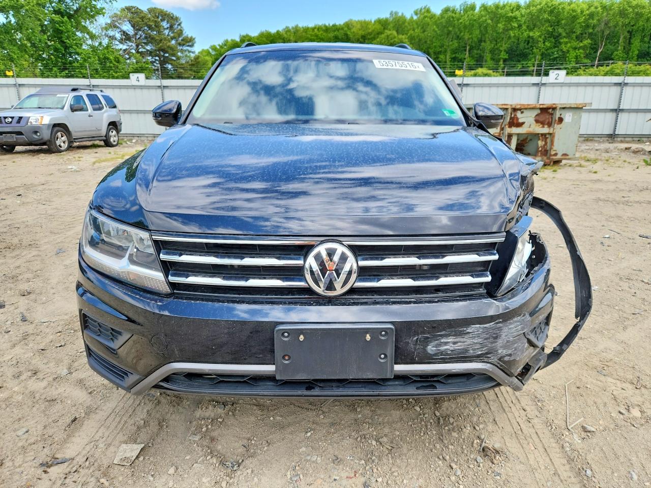 Volkswagen Tiguan S