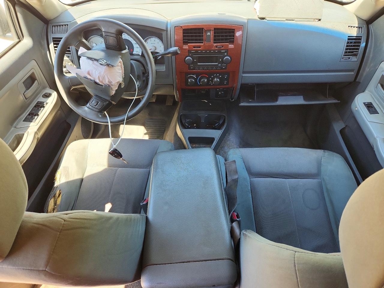 Dodge Dakota Quad Slt