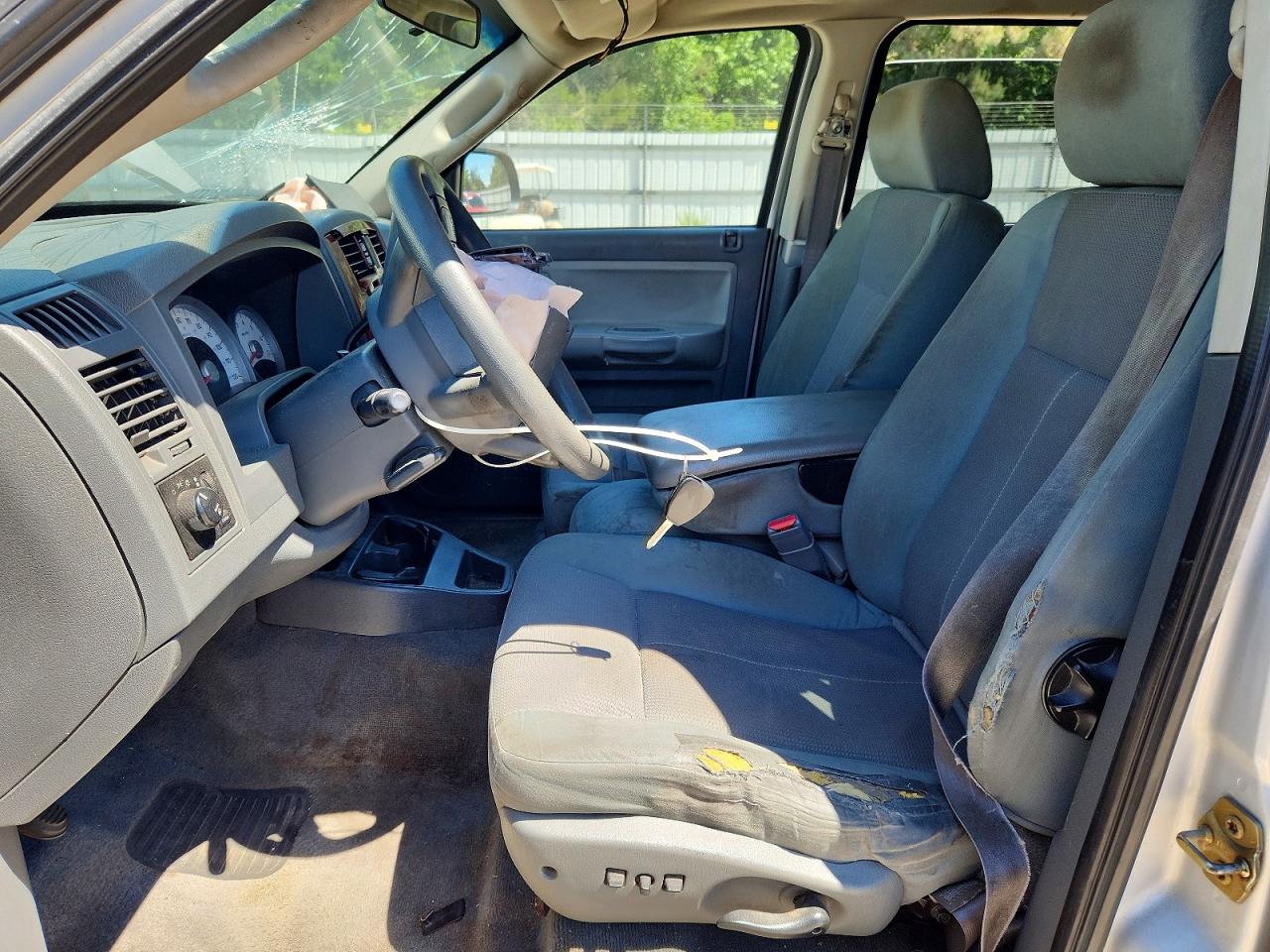 Dodge Dakota Quad Slt
