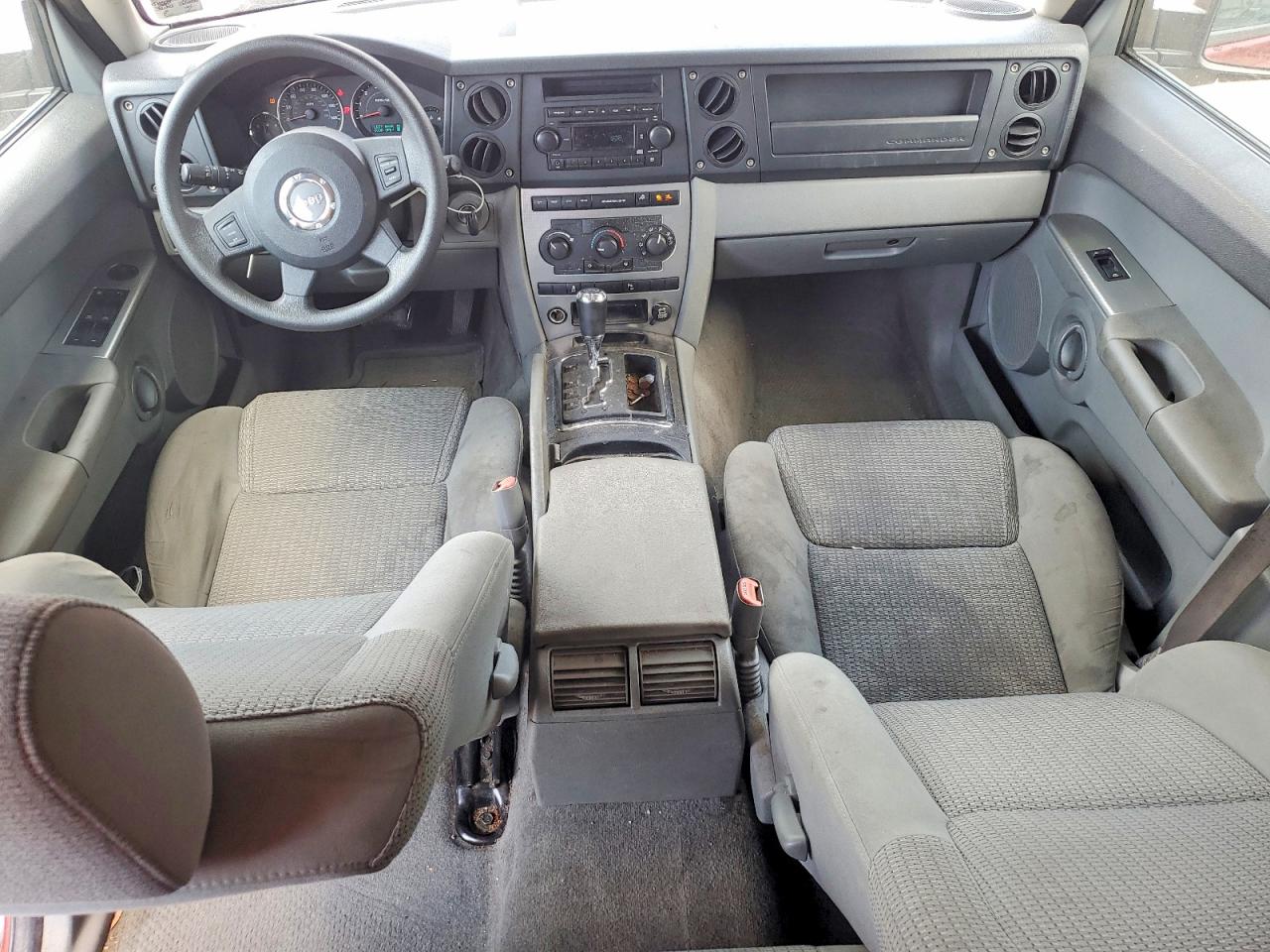 Jeep Commander