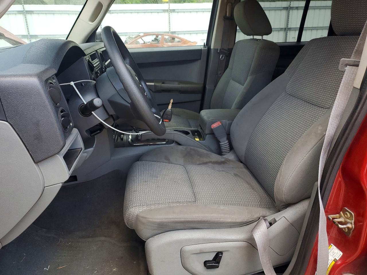 Jeep Commander