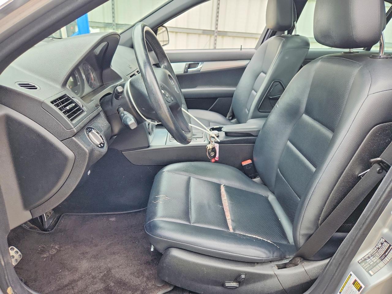 Mercedes-Benz C-Class 300