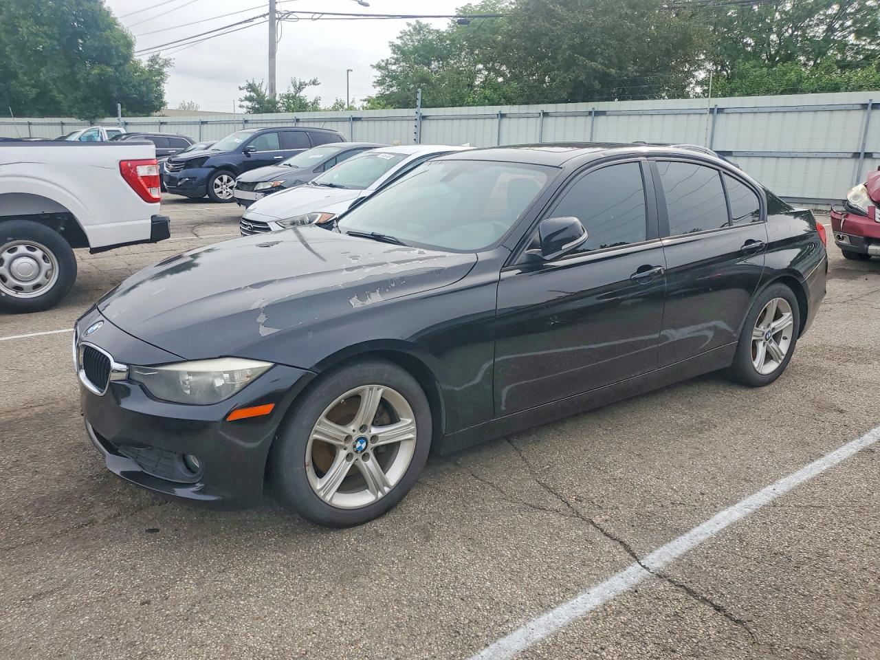 Salvage BMW 3 Series Image