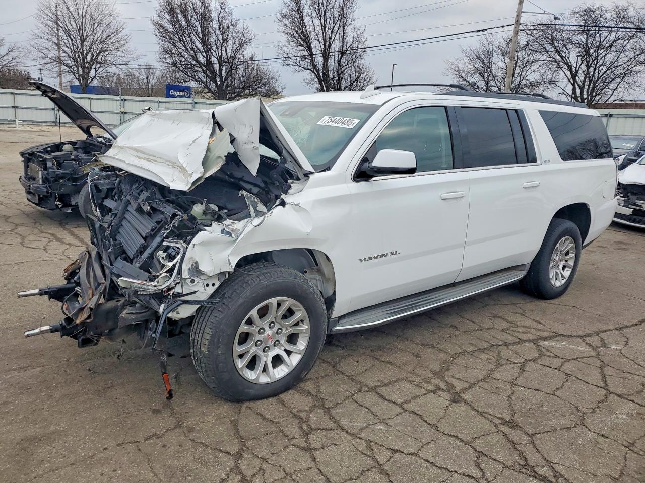 Salvage GMC Yukon Image