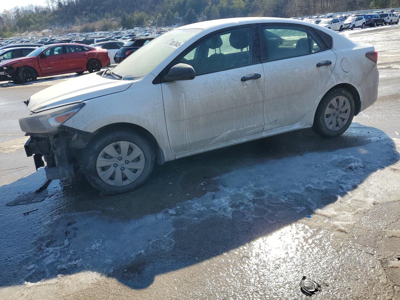 Salvage Kia Rio Image