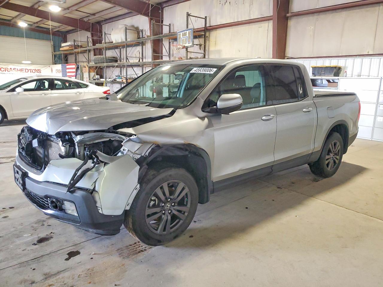 Salvage Honda Ridgeline Image