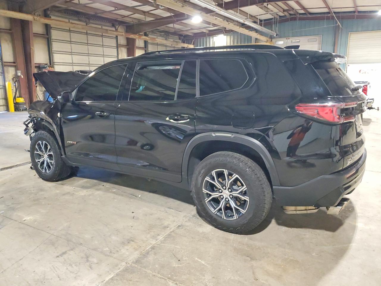 GMC Acadia At4