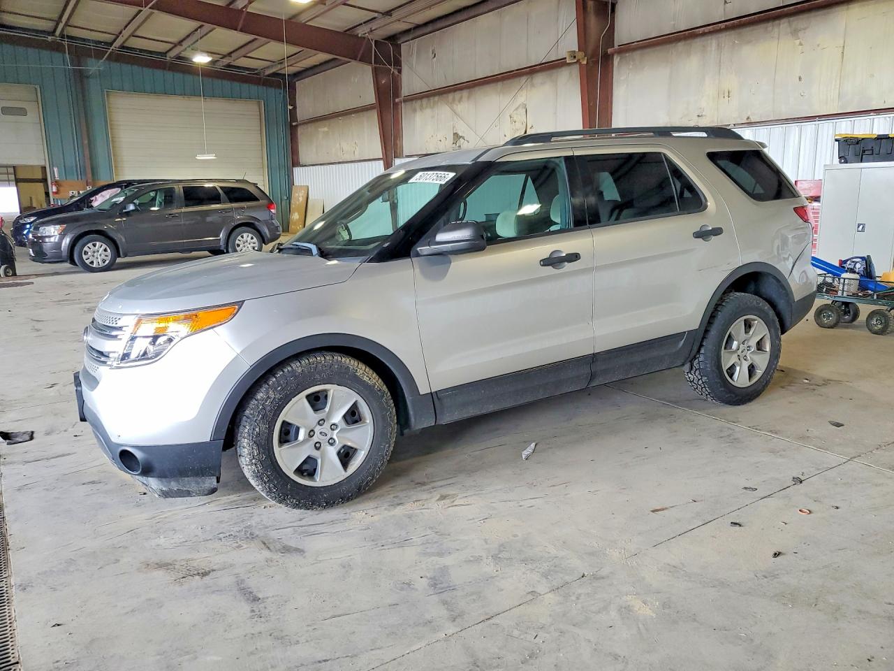 Salvage Ford Explorer Image