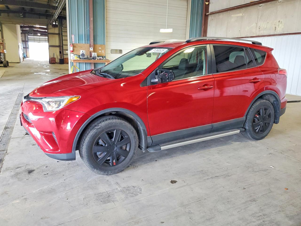 Salvage Toyota RAV4 Image