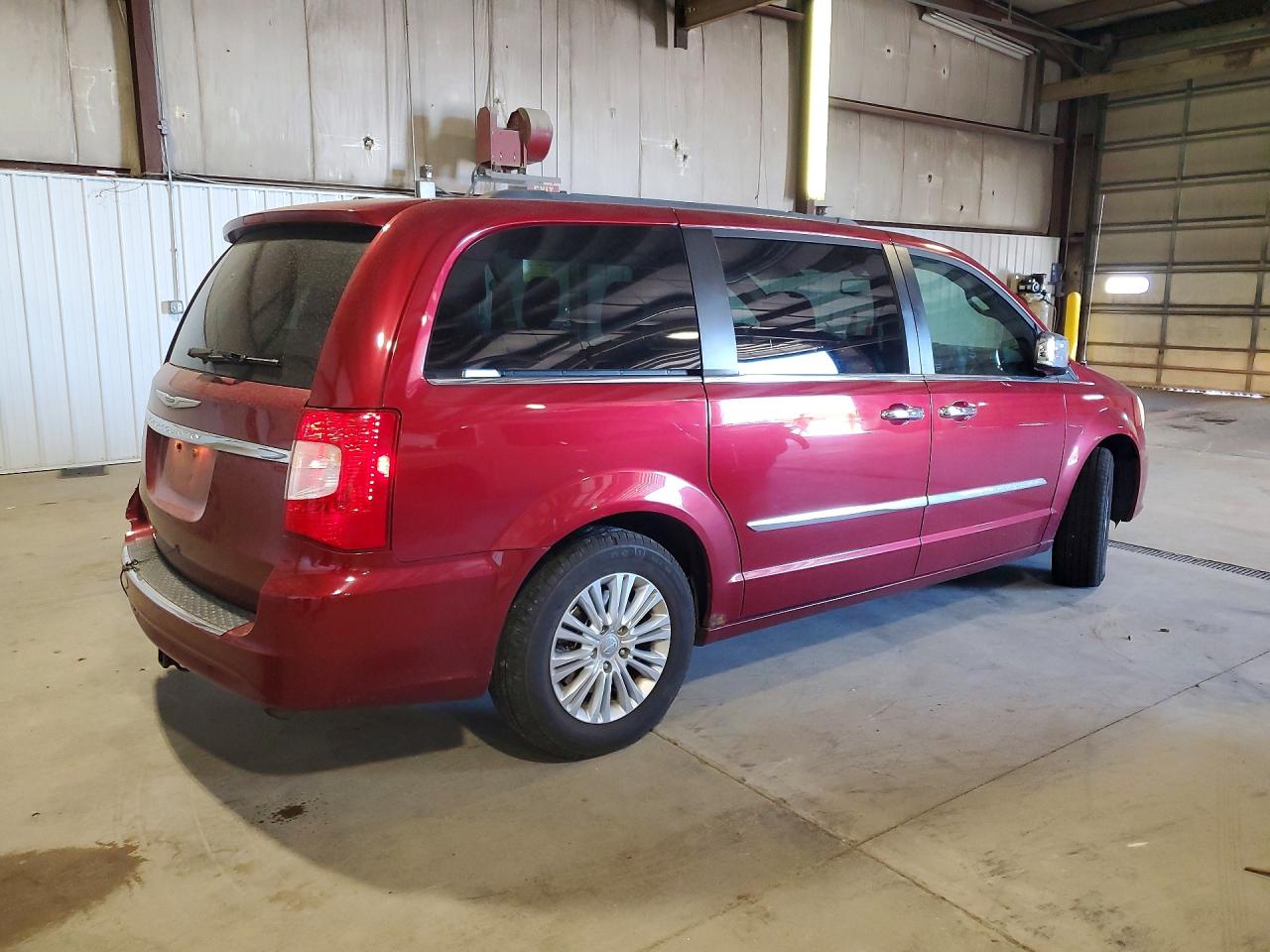 Chrysler Minivan Touring L