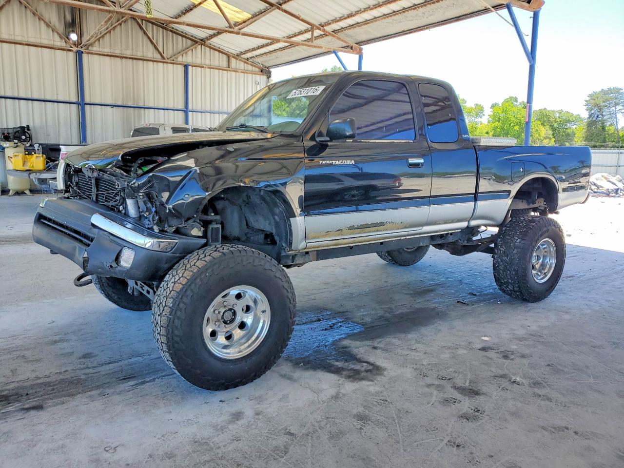 Salvage Toyota Tacoma Image