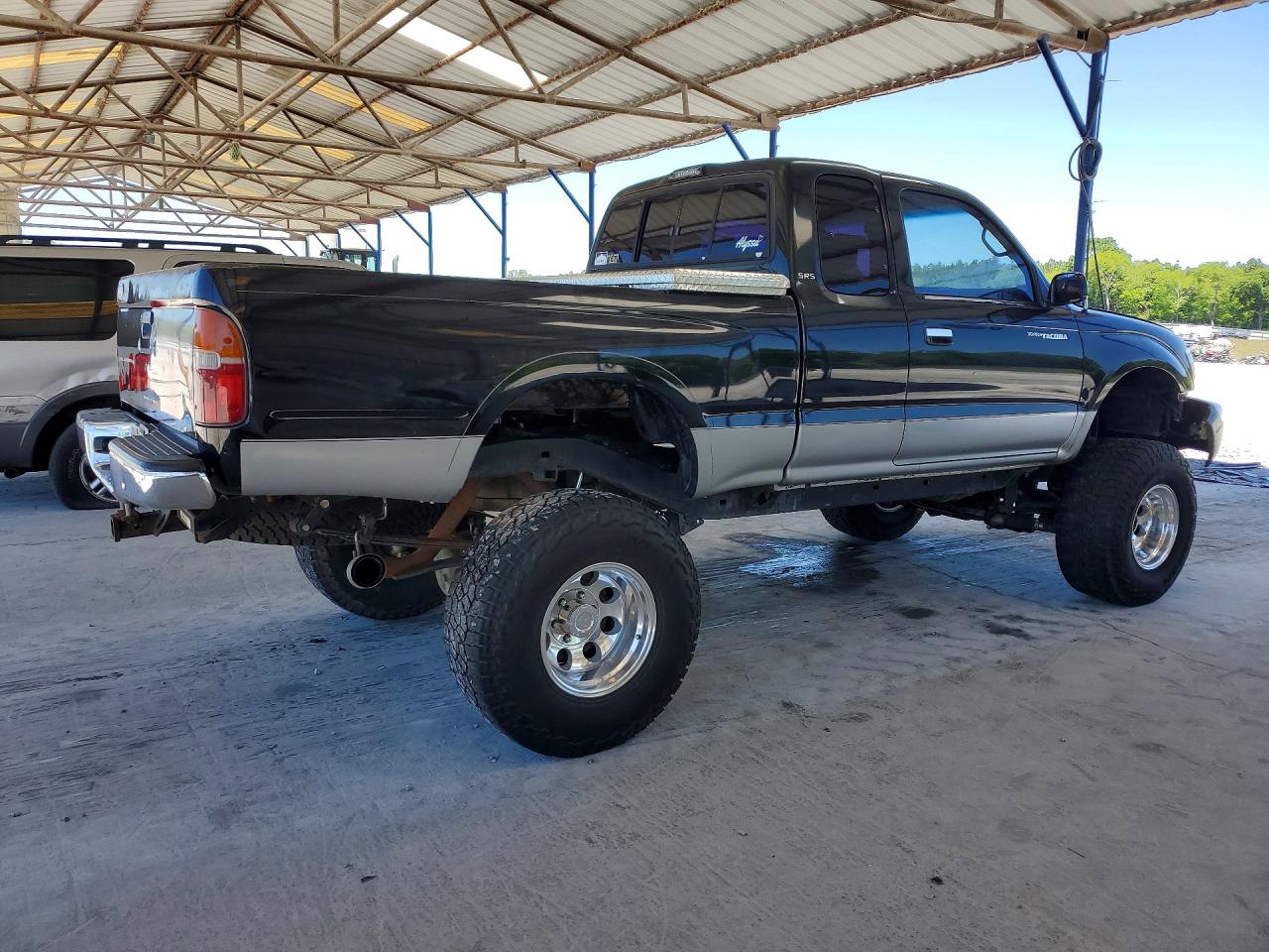 Toyota Tacoma Xtracab