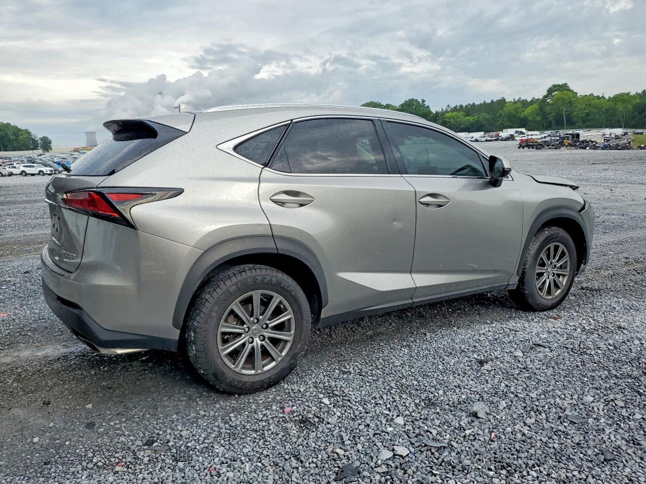 Lexus NX Base