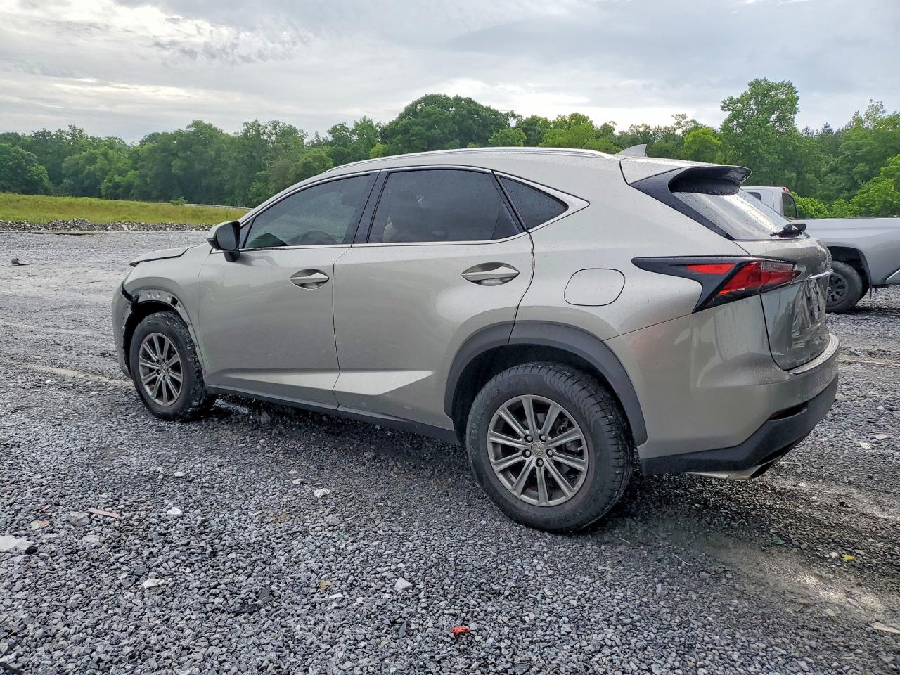 Lexus NX Base