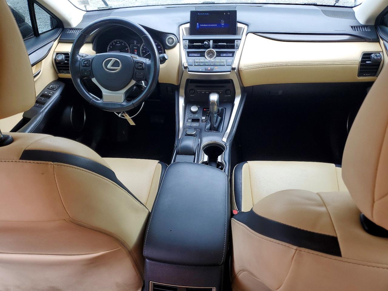 Lexus NX Base