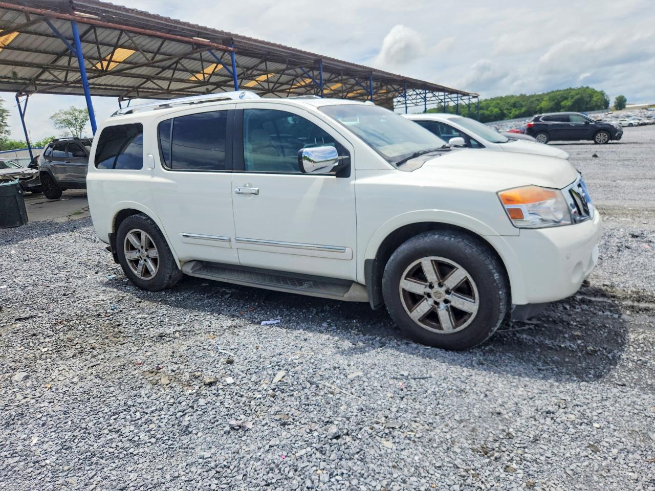 Nissan Armada Platinum
