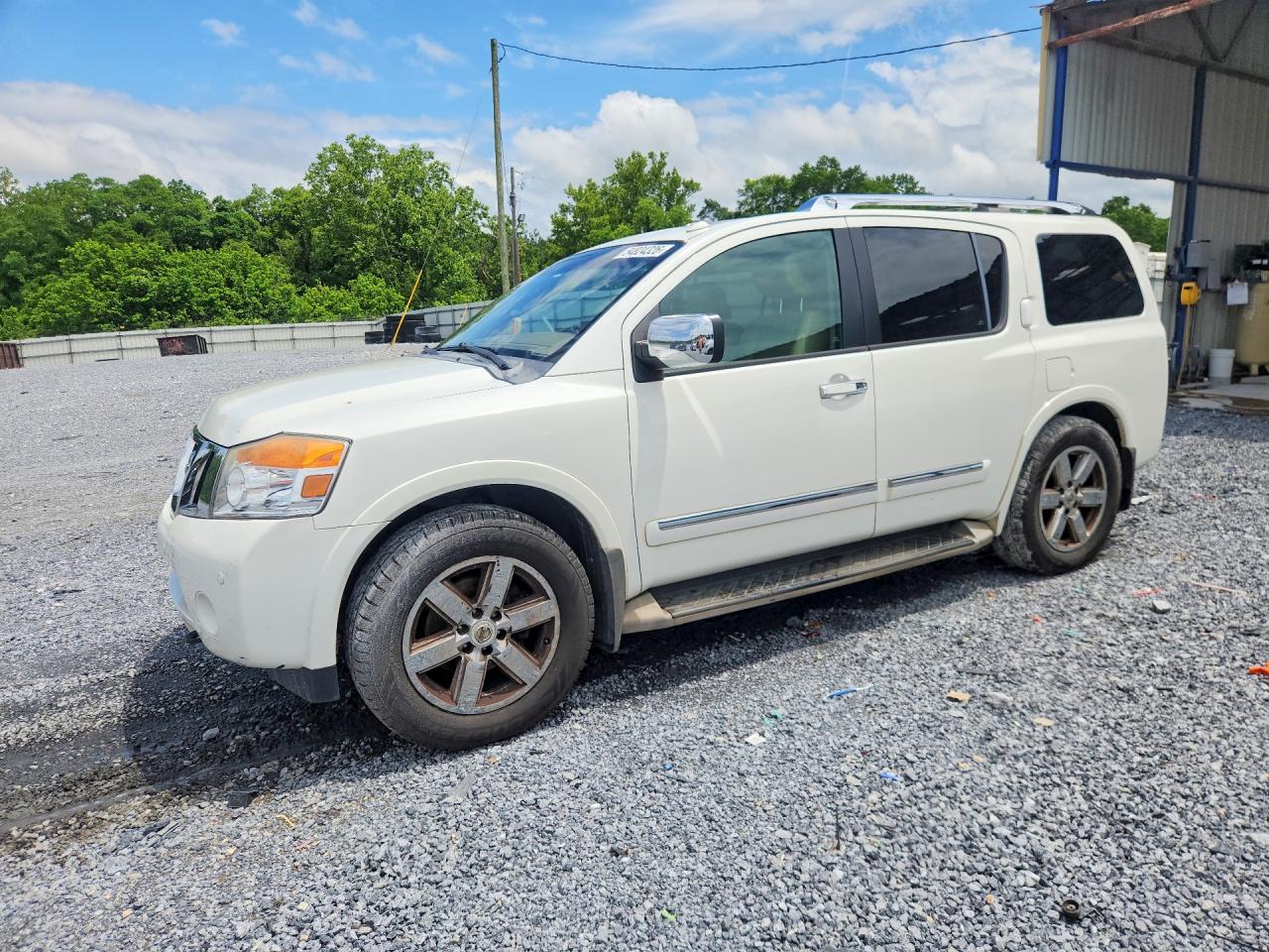 Salvage Nissan Armada Image
