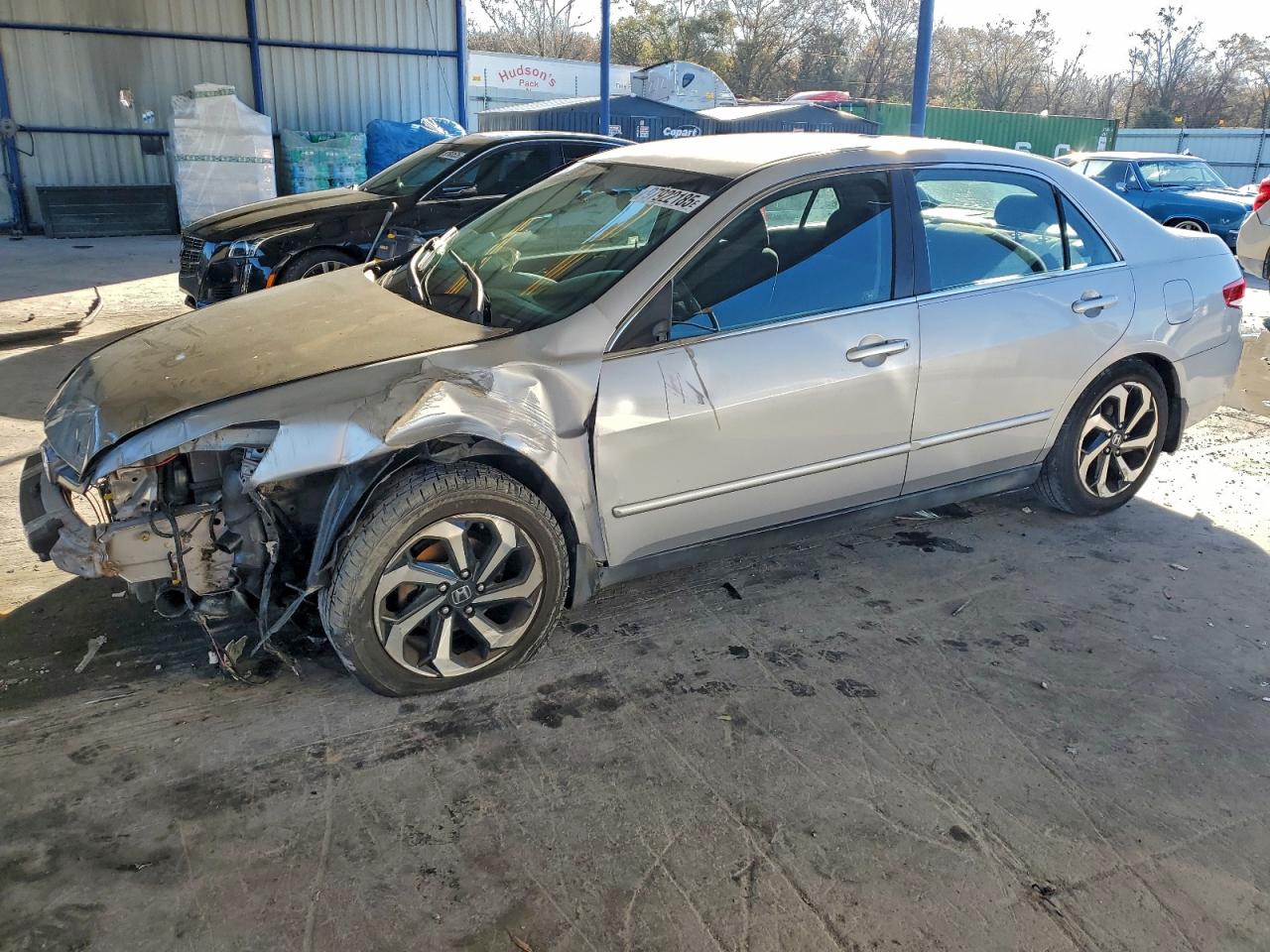 Salvage Honda Accord Image