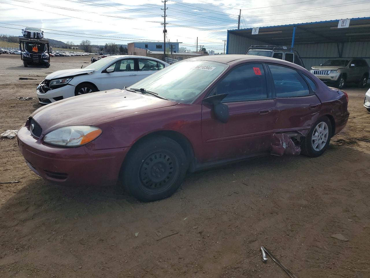Salvage Ford Taurus Image