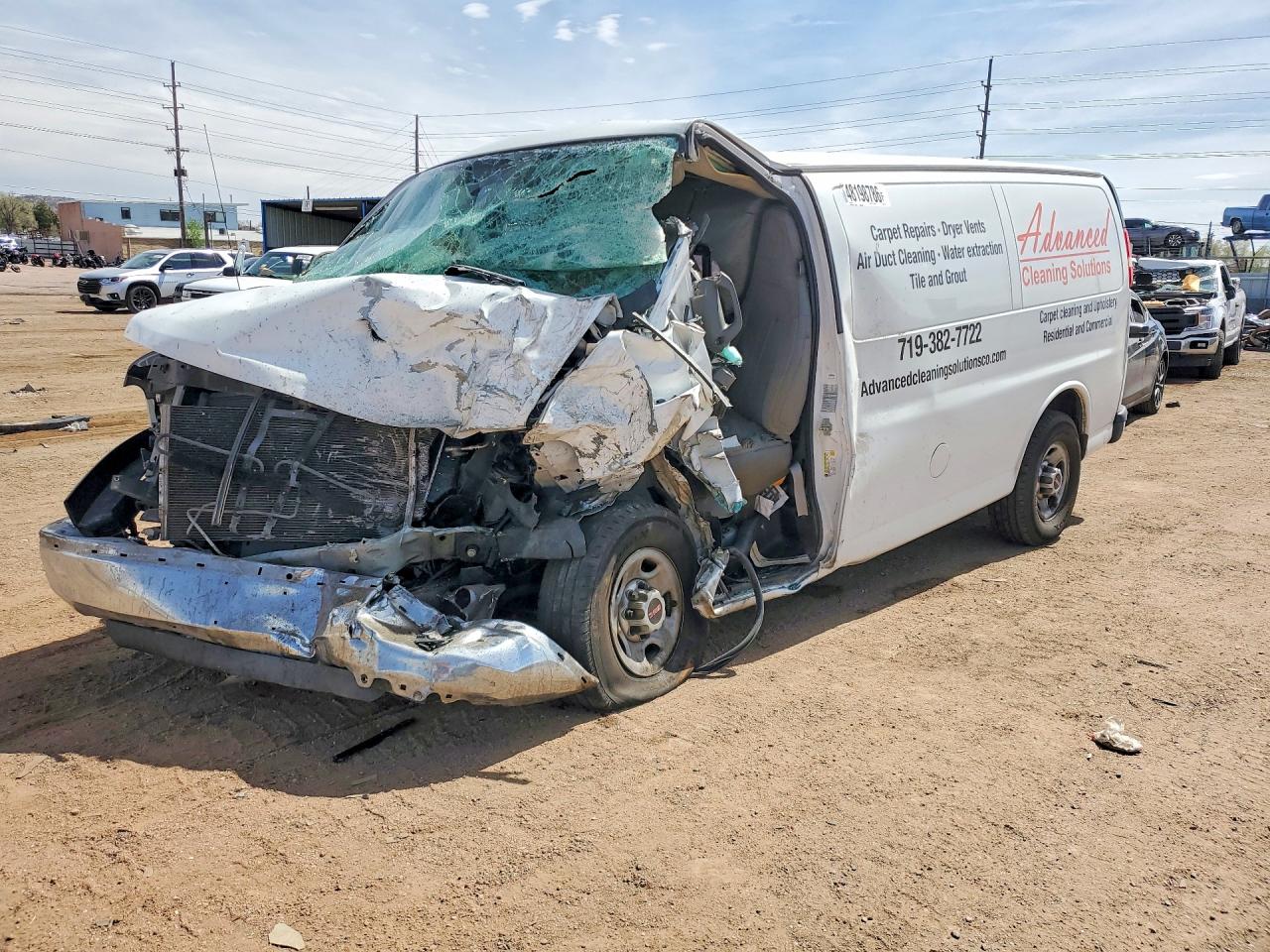 Salvage GMC Savana Image