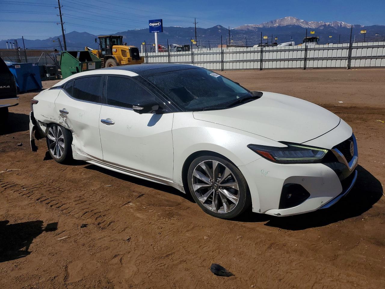 Nissan Maxima Platinum