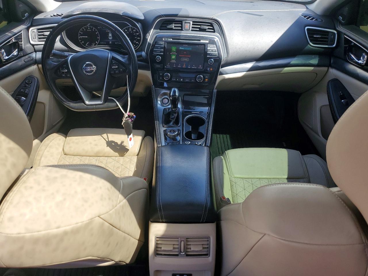 Nissan Maxima Platinum