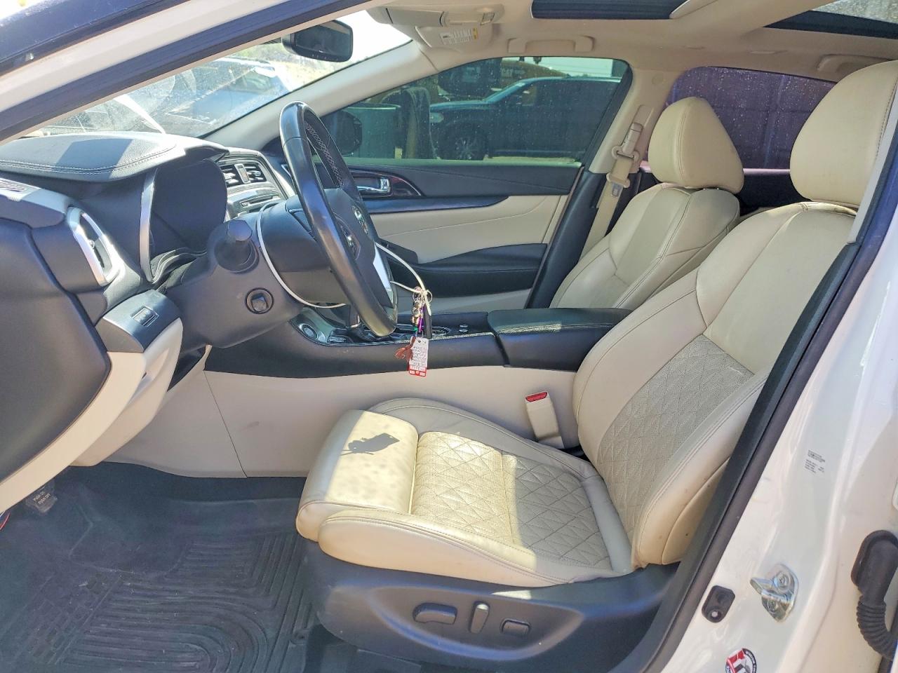 Nissan Maxima Platinum