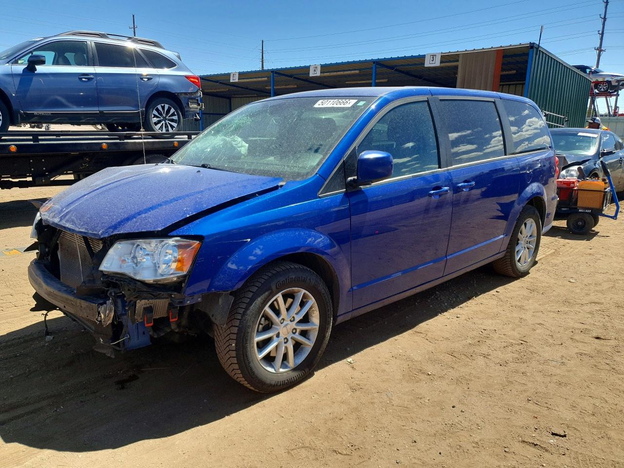Salvage Dodge Caravan Image