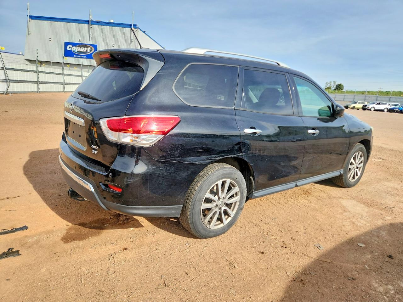 Nissan Pathfinder Sv