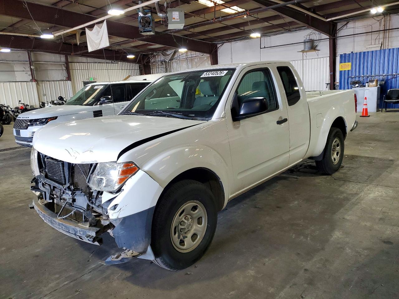 Salvage Nissan Frontier Image