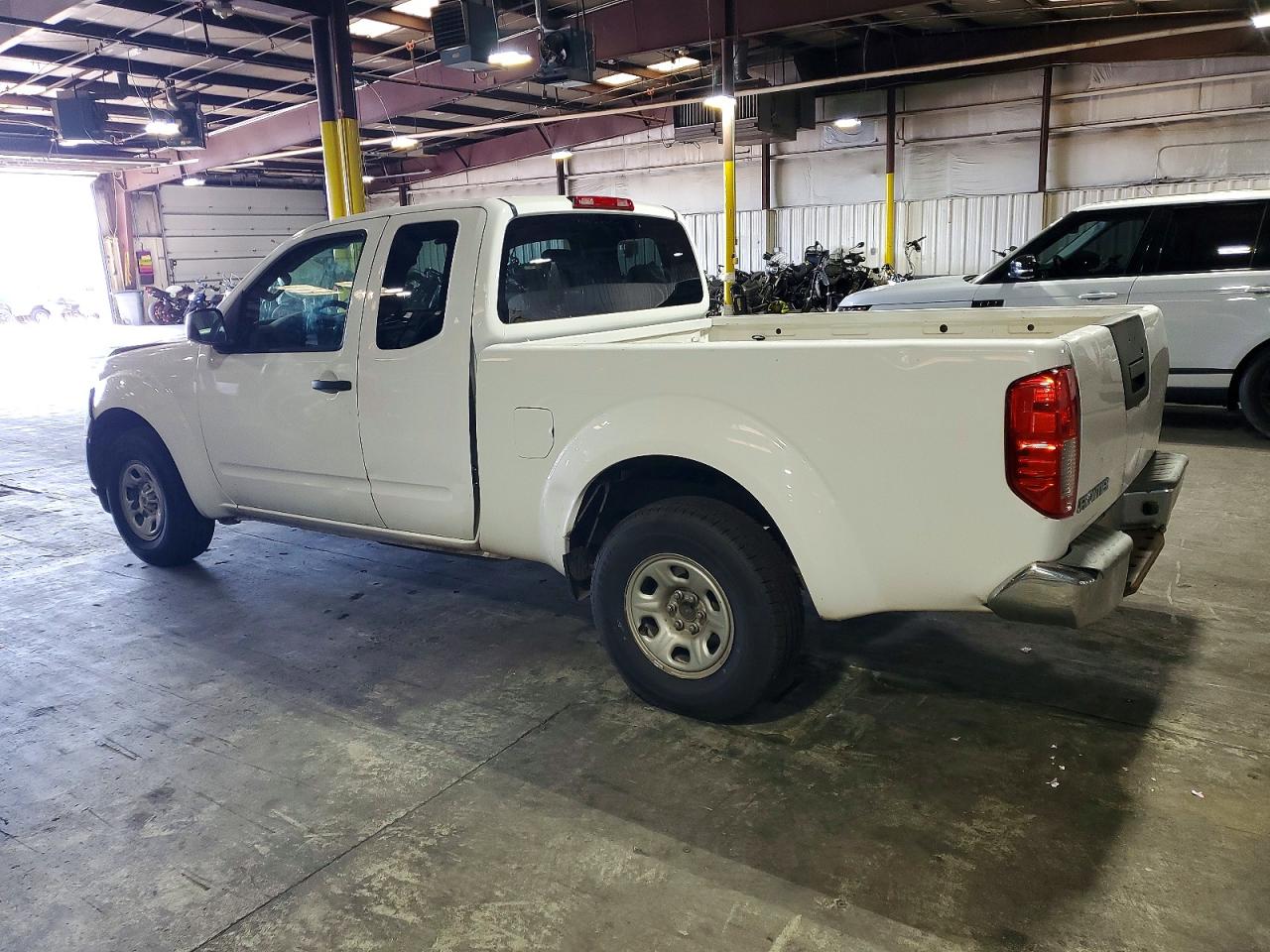 Nissan Frontier S