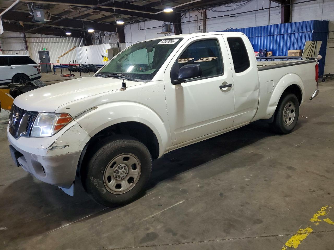 Salvage Nissan Frontier Image