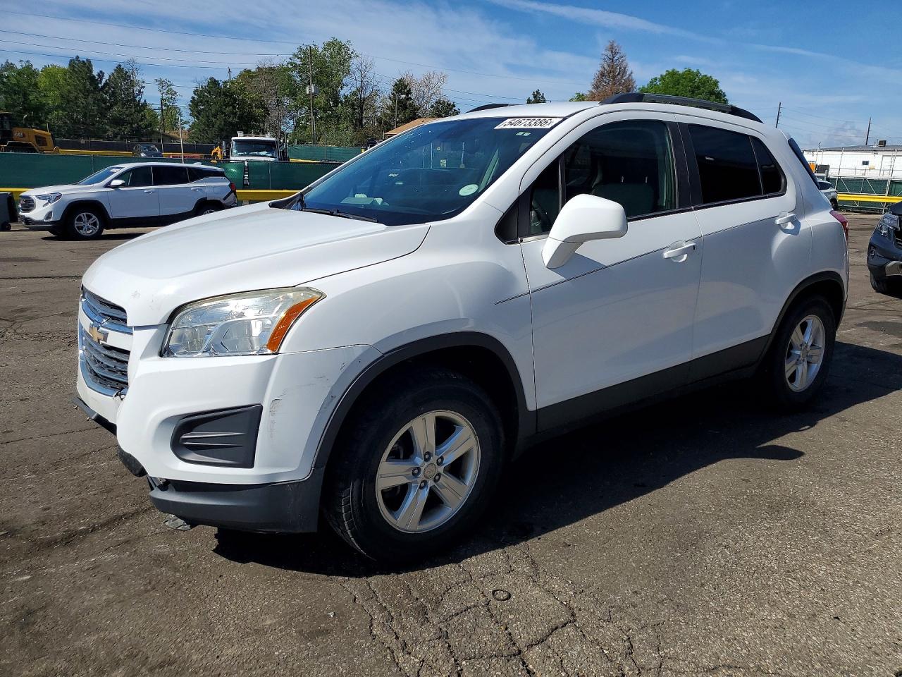 Salvage Chevrolet Trax Image
