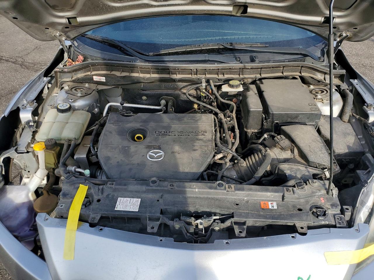 Mazda 3 I